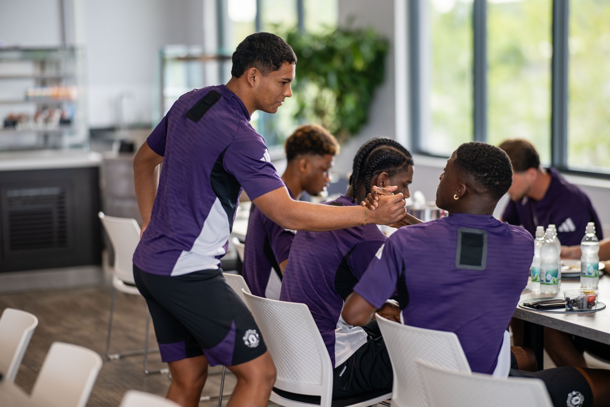 曼联迎NBA常规赛关键赛，赛前主帅复盘，更衣室稳定，高层口径保持一致的简单介绍登录入口