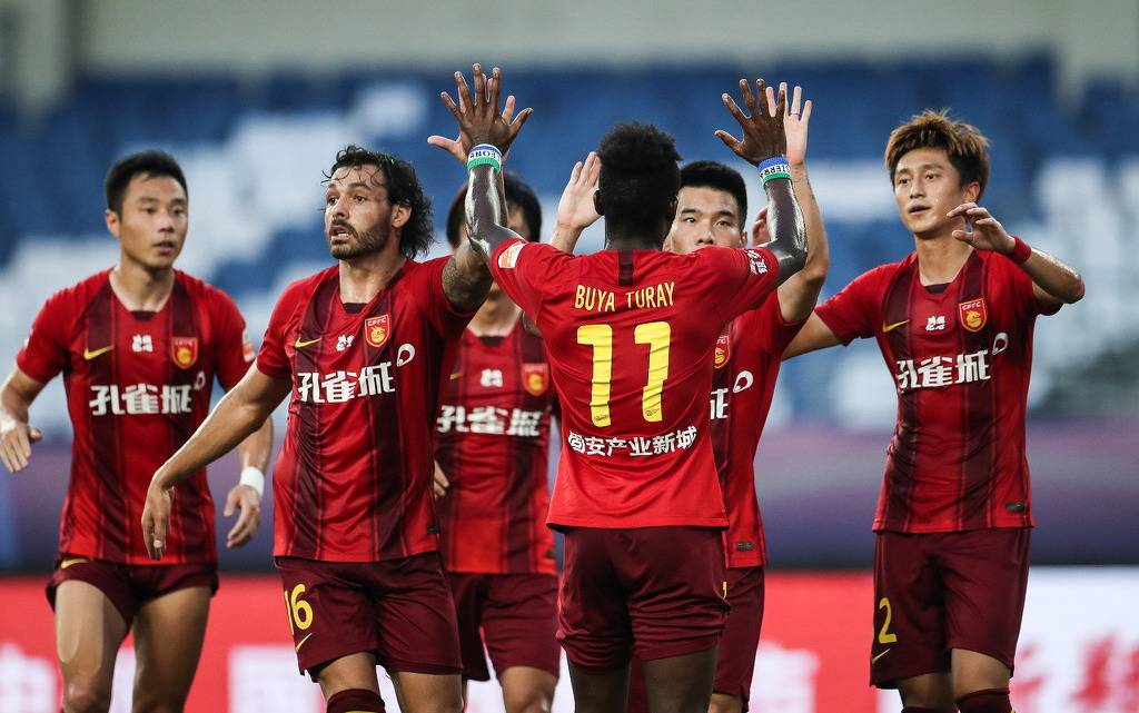 包含萨克拉门托国王发布备战花絮，清晨主帅复盘，中超任务艰巨，身体对抗强度拉满的词条登录入口